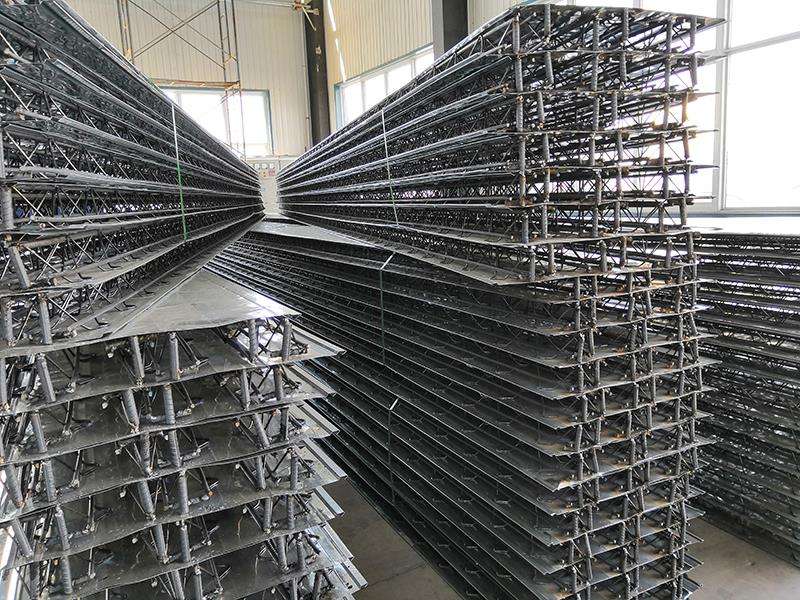 钢筋桁架楼承板的孔洞开设与配筋